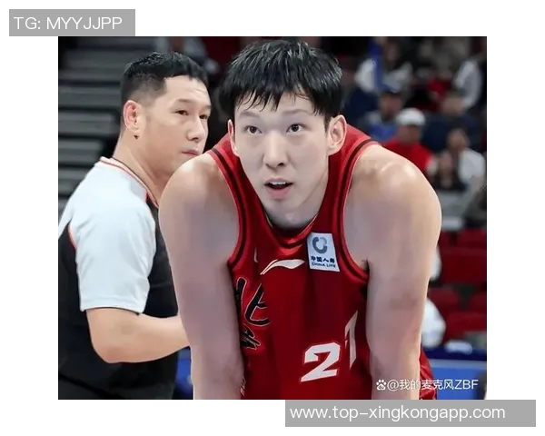 周琦因腰伤缺席对阵新疆许利民表示下场有望复出